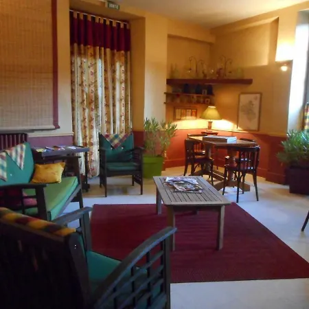 Auberg'in Nyaraló Mirandol-Bourgnounac